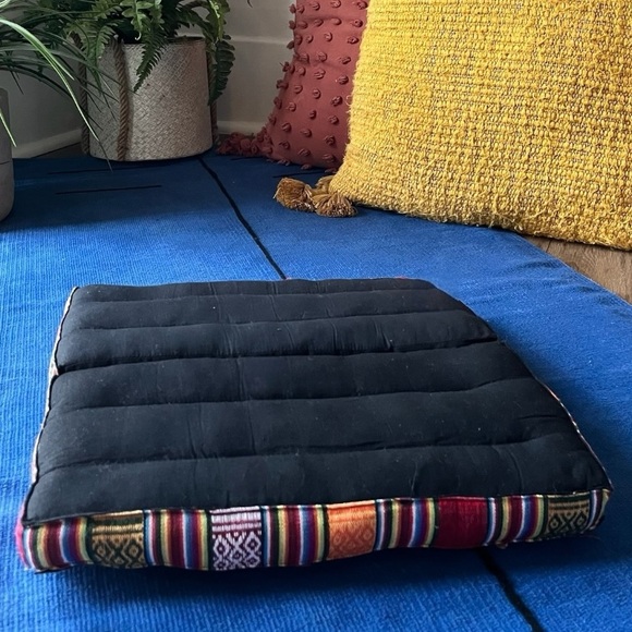 Folding Cotton Meditation Pillow | Handmade in Rishikesh, India | Black - Picture 6 of 12